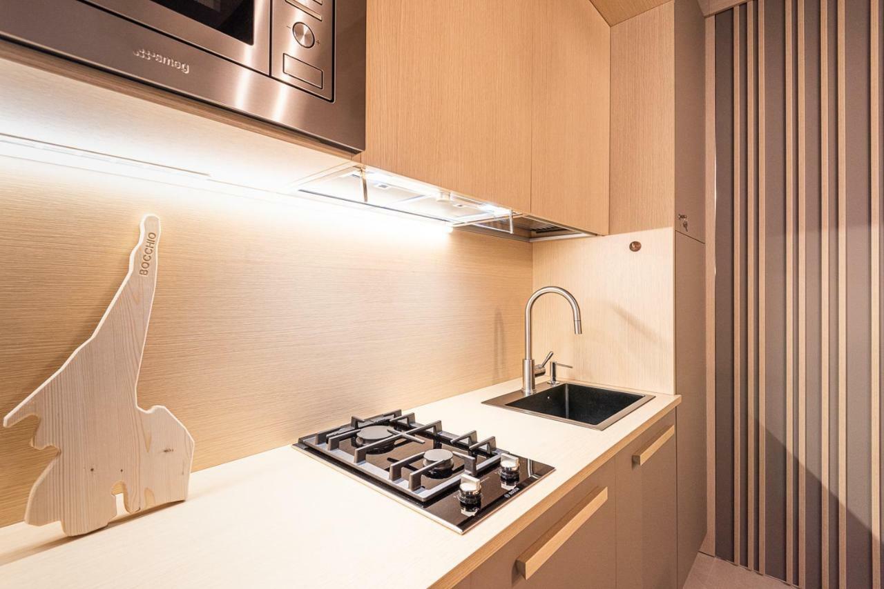 Dreamy Apartment Tre Corone Old Town Дезенцано-дель-Гарда Экстерьер фото